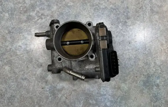 Subaru Outback Throttle valve 16112AA200 00855 6G020690