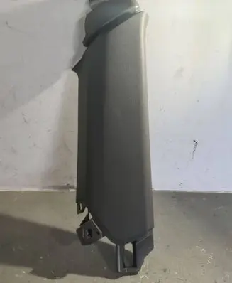 Porsche Macan (95B) (C) pillar trim 95B867287