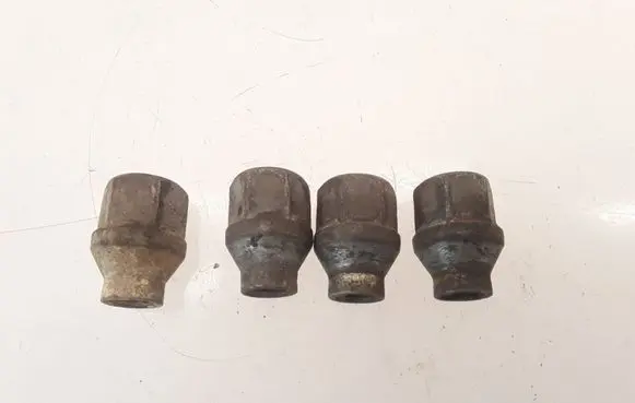 Mazda 626 Nuts/bolts 
