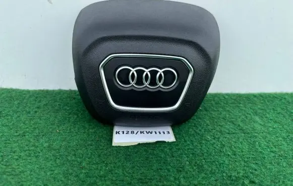 Audi A3 S3 8V Steering wheel airbag cover 62670230