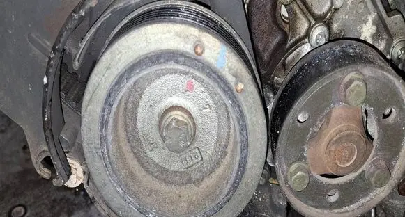 Renault Scenic I Crankshaft pulley 