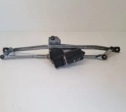 Audi A6 S6 C5 4B Front wiper linkage and motor 0390241140 058990505 4B1955113