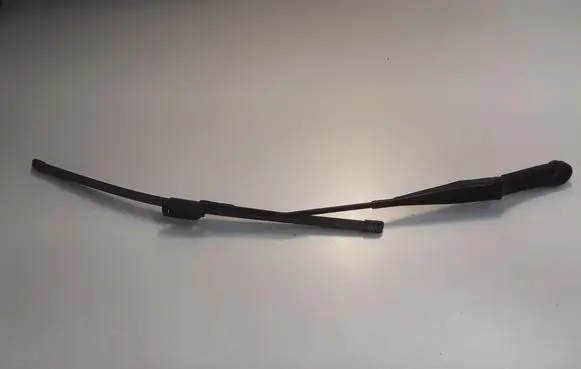 MG MG5 II Front wiper blade arm 10728271