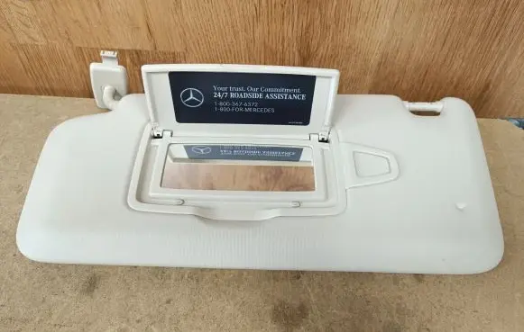 Mercedes-Benz GLC X253 C253 Sun visor A2058107504