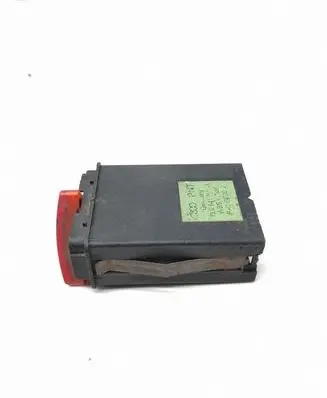 Volkswagen Touran I Hazard light switch