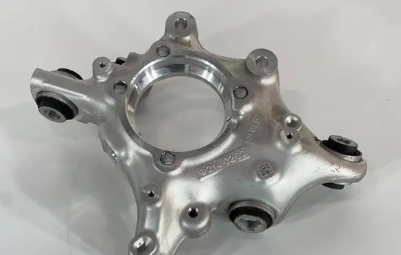 Mercedes-Benz C W206 Rear wheel hub spindle/knuckle A2063570200