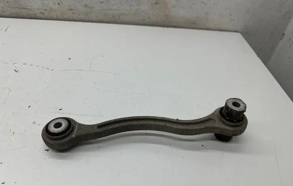 Mercedes-Benz CLS C218 AMG Rear control arm 20402