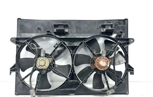Mazda MPV Radiator cooling fan shroud