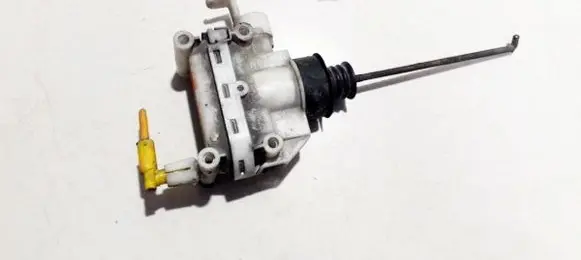 Mercedes-Benz E W124 Central locking vacuum pump 