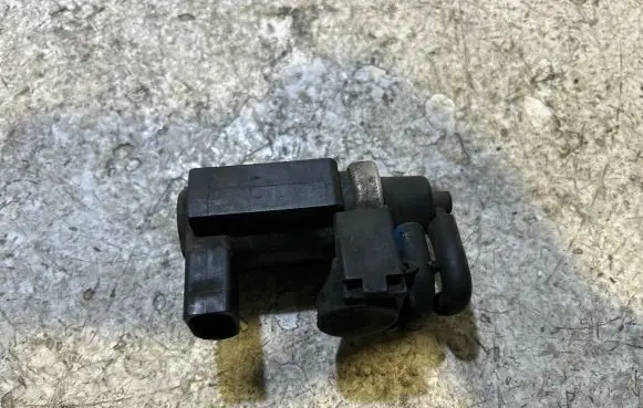 Audi A6 S6 C6 4F Turbo solenoid valve 059906628A 628A3Z05 06T258