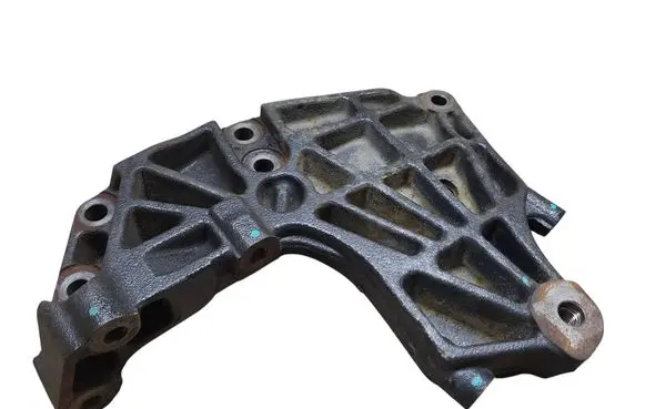 Nissan Qashqai Engine mounting bracket 790732