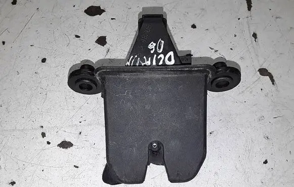 Skoda Octavia Mk2 (1Z) Tailgate/trunk/boot lock/catch/latch 1Z5827501D