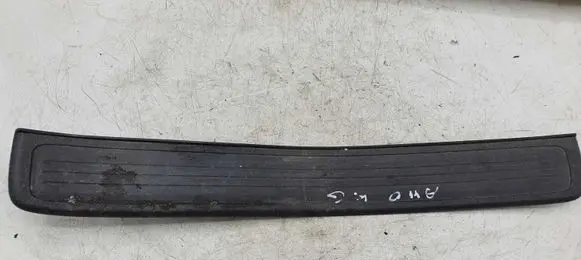 Honda CR-V Rear sill trim cover 84262SWAA