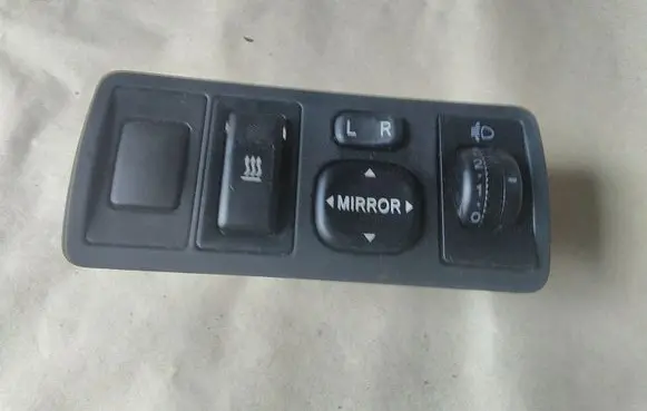 Toyota Avensis T250 Wing mirror switch 777663 183574 153561