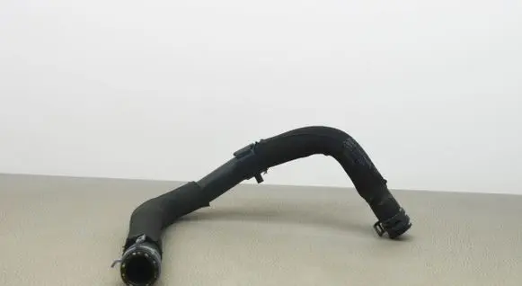Audi Q7 4M Engine coolant pipe/hose 4M0122447