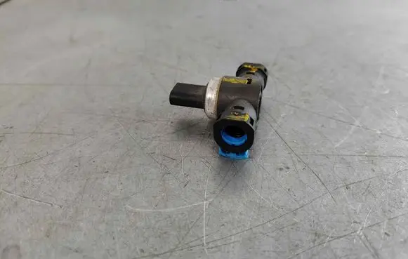 Volvo S90, V90 Fuel pressure sensor 32363464 31432653 31405276
