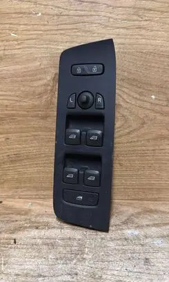 Volvo V40 Electric window control switch 31376495