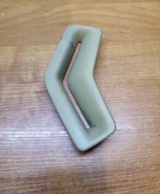 Volvo S80 Seat belt trim 
