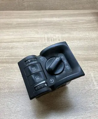 Opel Vectra B Light switch 90569814