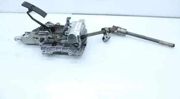 Steering wheel axle set