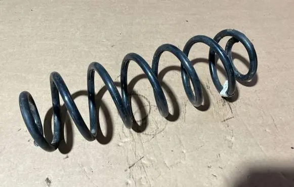Skoda Octavia Mk3 (5E) Rear coil spring 5Q0511121
