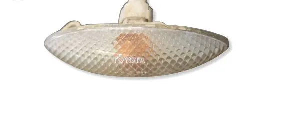Toyota Yaris Front fender indicator light 