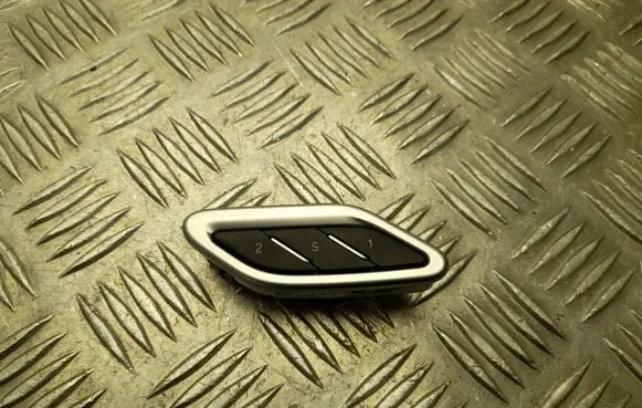 Maserati Ghibli Seat memory switch E0201223