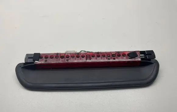 BMW 3 E90 E91 Third/center stoplight 6946616