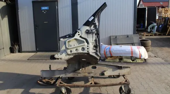 Mercedes-Benz Sprinter W907 W910 Rear quarter panel 