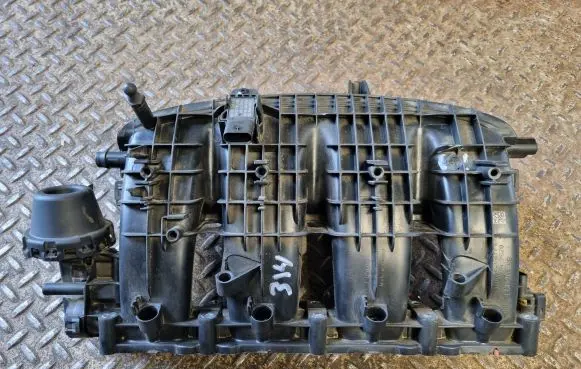 Audi Q5 SQ5 Intake manifold 06L133201