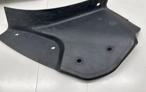 Rear/tail light trim molding