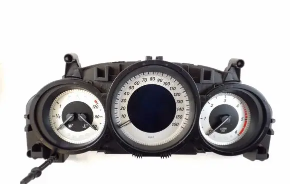 Mercedes-Benz C W204 Speedometer (instrument cluster) A2049004909