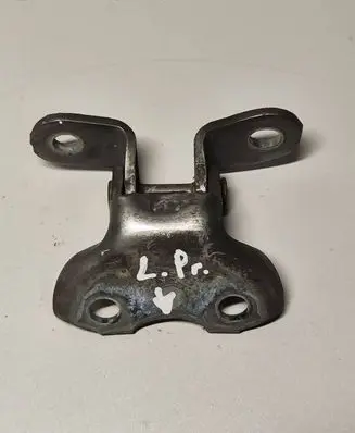 Lexus IS III XE30 Front door lower hinge 6876694