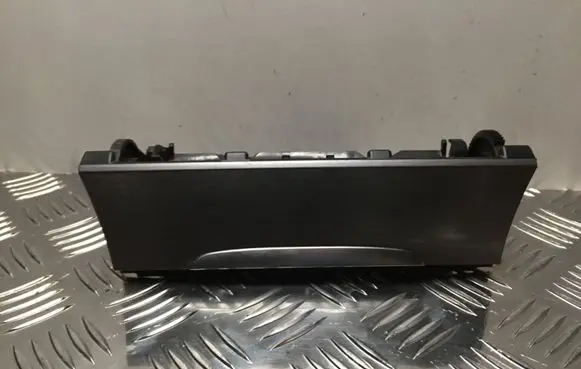 Volkswagen PASSAT CC Car ashtray 3C0863284G 3C0857961G