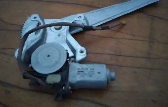 Mazda Premacy Rear door window regulator motor 8621003932