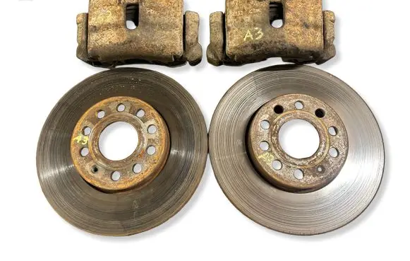 Audi A3 S3 8P Brake discs and calipers set 