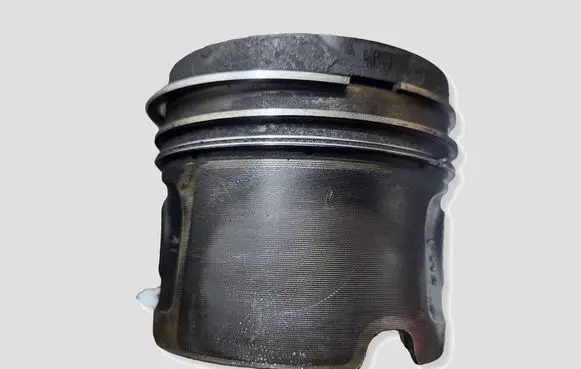 BMW 1 E81 E87 Piston N47