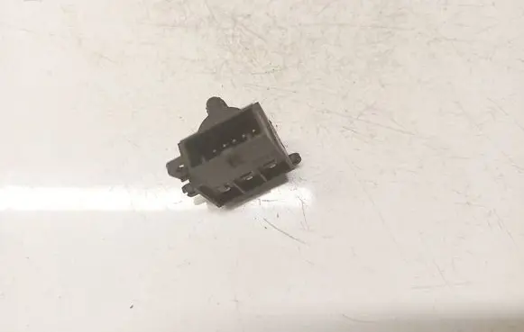 Ford Focus Electric window control switch 56042387