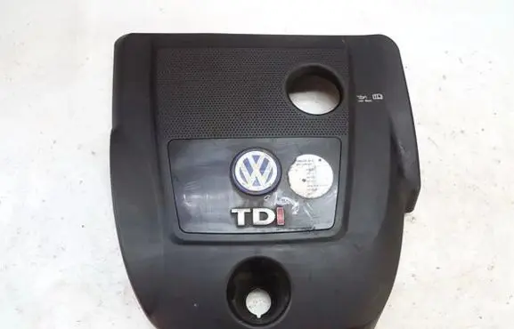 Volkswagen Golf IV Engine cover (trim) 038103925aj