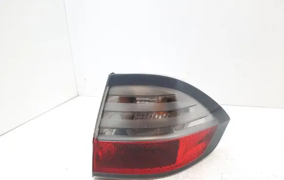 Ford S-MAX Rear/tail lights 6M2113404AJ