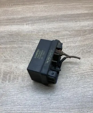 Citroen Xsara Glow plug pre-heat relay 9625203680 735072