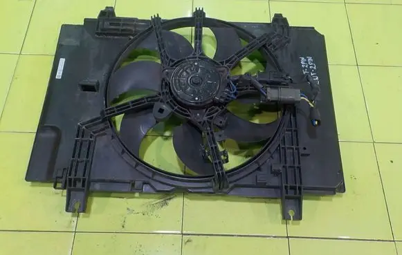 Nissan Juke I F15 Fan set RP233