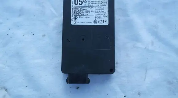 Mercedes-Benz C W205 Blind spot module A0009058406 A0009026932 A0009018504