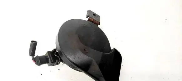 Volvo V70 Horn signal E349042