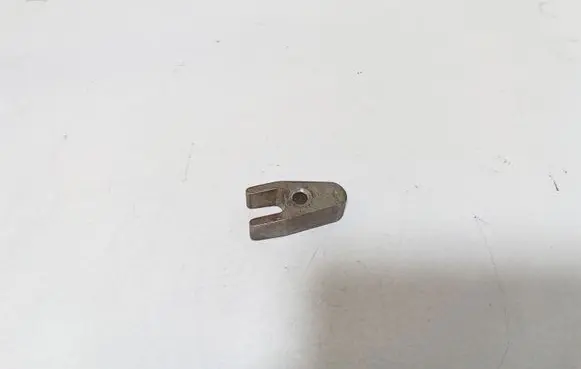 Mercedes-Benz ML W164 Fuel Injector clamp holder