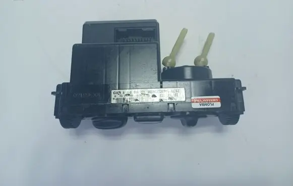 Mercedes-Benz E W210 Climate control unit 2108303185