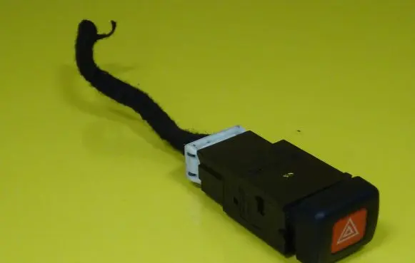 Mitsubishi Space Star Hazard light switch MR270315