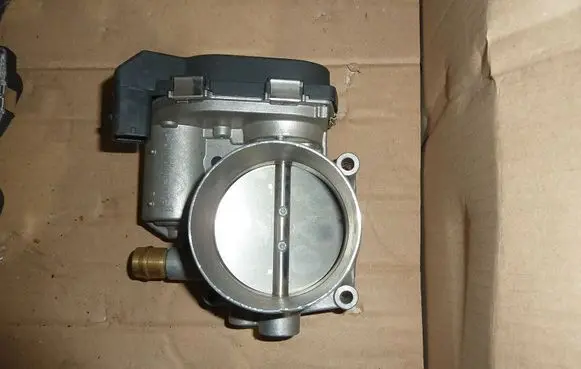 BMW X3 E83 Throttle body valve A2C83004100KG