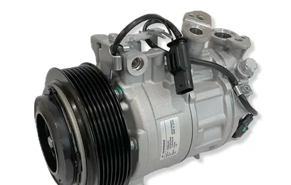 Mercedes-Benz C W205 Air conditioning (A/C) compressor (pump) A0008300202