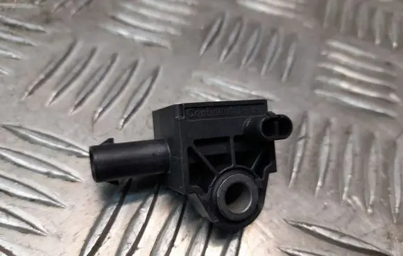 BMW 5 F10 F11 Airbag deployment crash/impact sensor 779224177